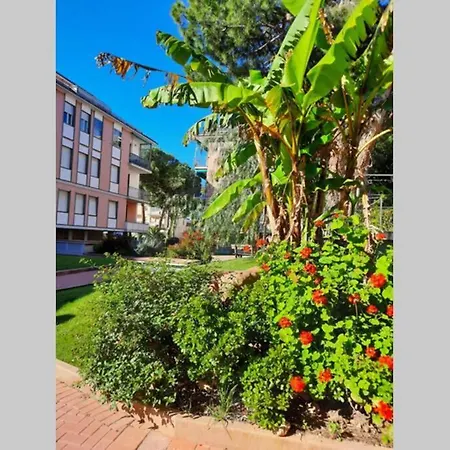 Loano Appartamento Con Piscina Vicino Al Centro Lejlighed